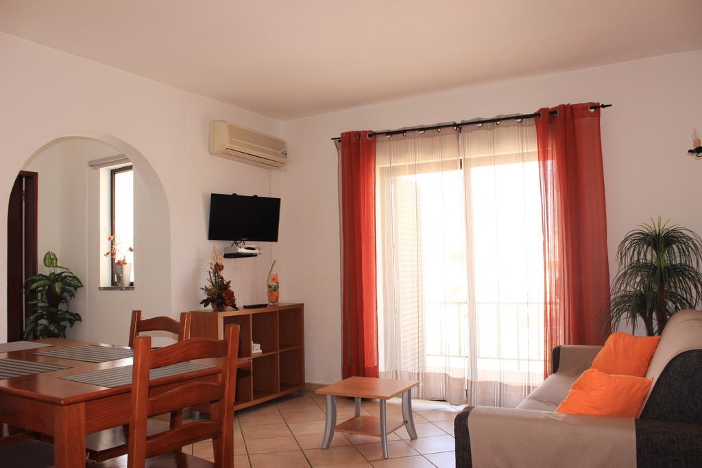 Dinita Apartamentos Albufeira Room photo